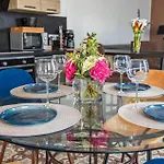De La Liberté Apartamento