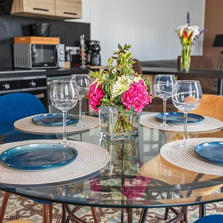 De La Liberte Lägenhet