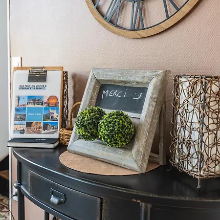 De La Liberte Lägenhet *